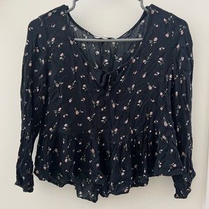 Hollister V-neck Shirt